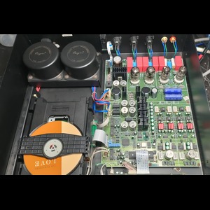 CD player 8